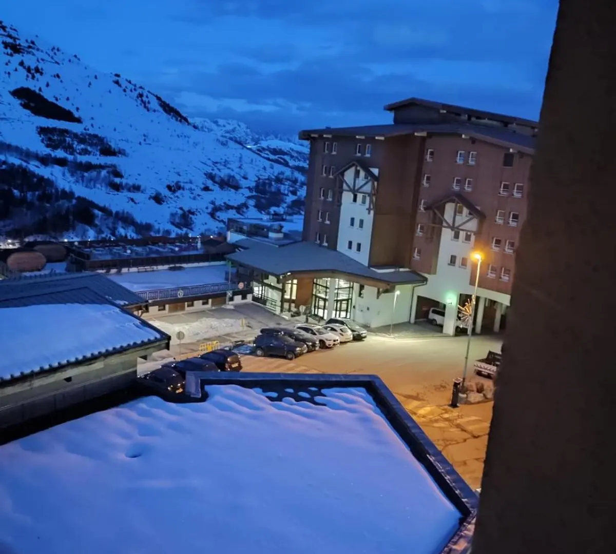Studio Les 2 Alpes Au Village 1800M-Commerces Et Telesiege A 50M-Retour Ski Au Pied Les Deux Alpes Apartment